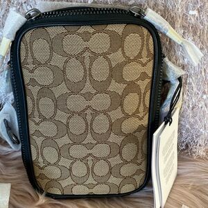 NWT Coach Stanton Crossbody In Signature Jacquard